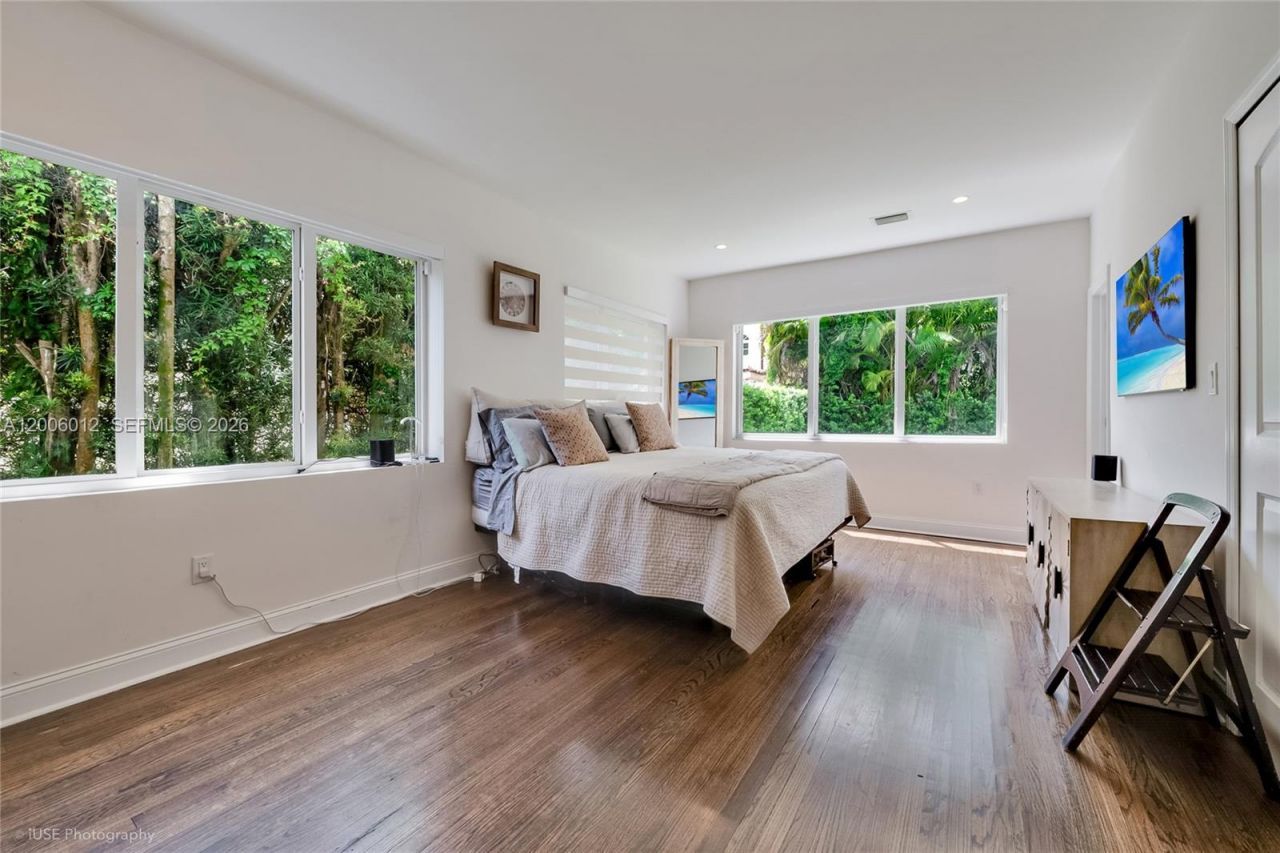 720 Minorca Ave, Unit -, Coral Gables, FL 33134 Photo