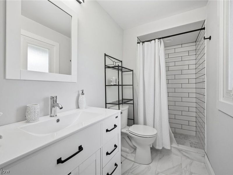24042 Greenlawn Avenue, Beachwood, OH 44122 Photo 32