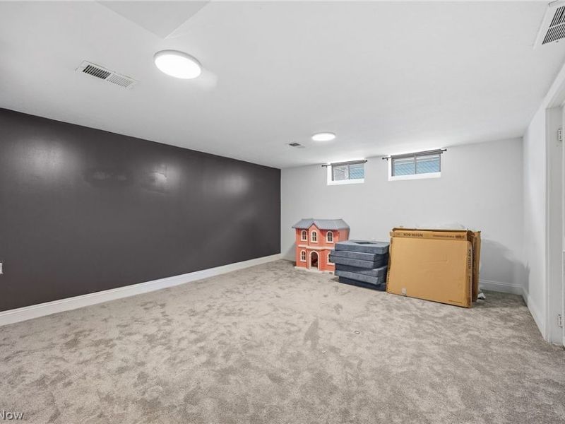 24042 Greenlawn Avenue, Beachwood, OH 44122 Photo 34