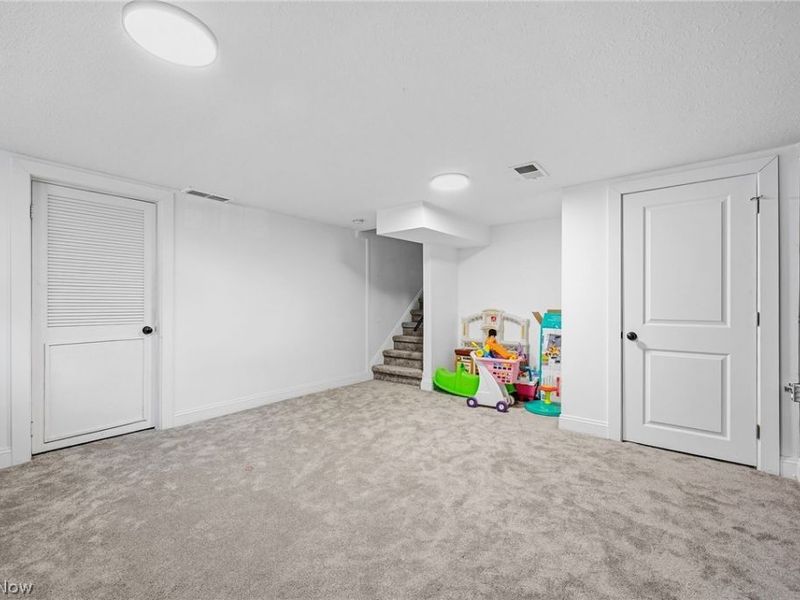 24042 Greenlawn Avenue, Beachwood, OH 44122 Photo 36