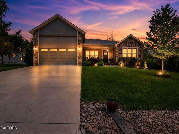 213 Forest Hill Drive, Crossville, TN 38558