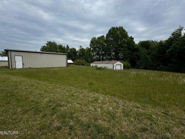 132 Old Stover Rd, Monroe, TN 38573