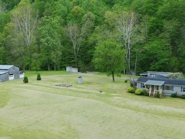 1814 Mannington Road, Smithfield, WV 26437