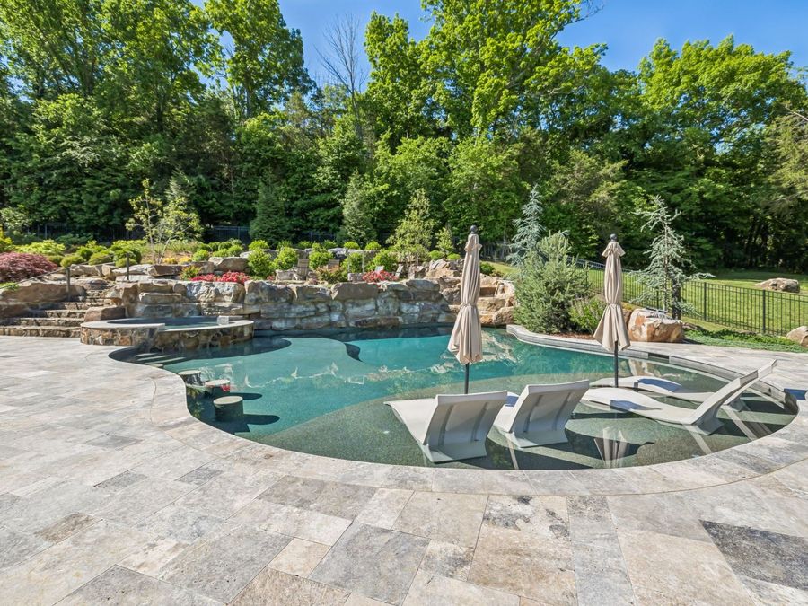 Property Image 92
