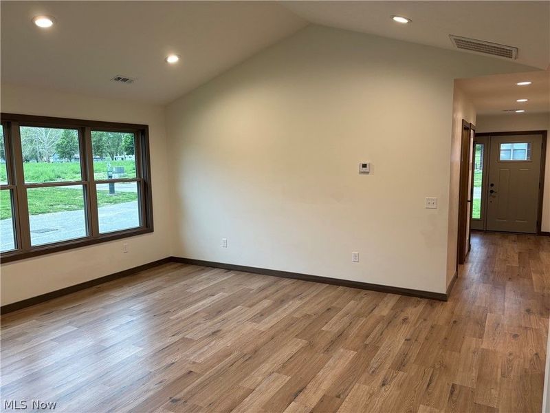 2723 Barnhill Road SE, New Philadelphia, OH 44663 Photo 5