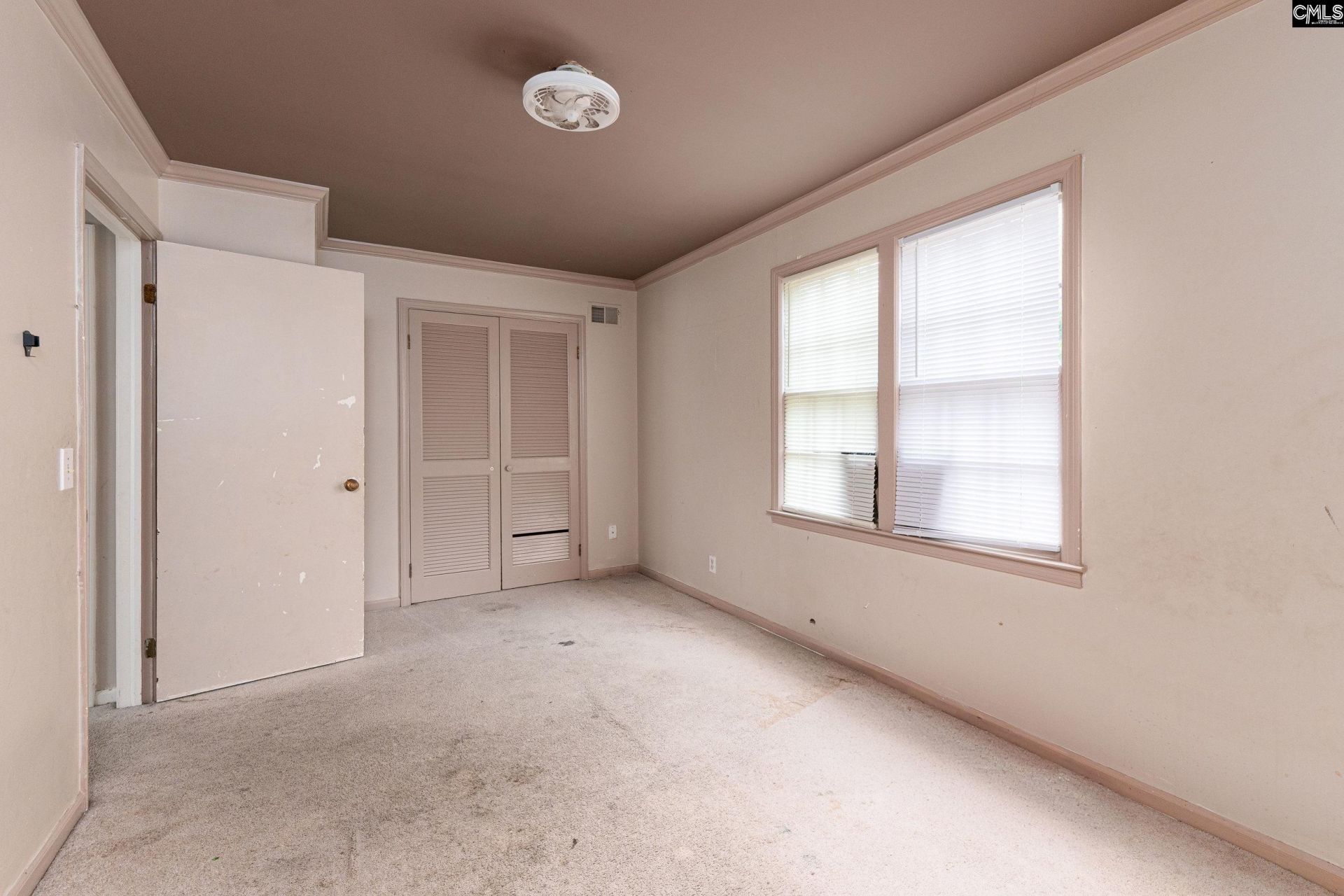 115 Ferncliffe Road  Photo 9
