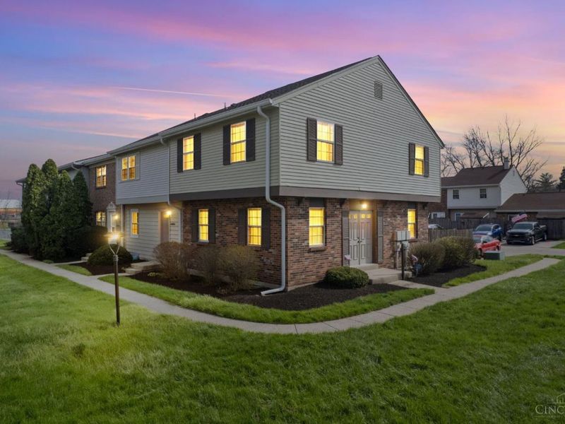 7509 Queen Ann Court, West Chester, OH 45069 Photo 1