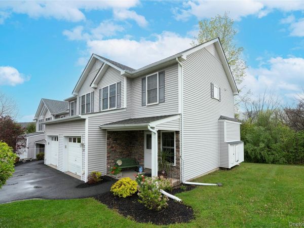 29 Aveonis Court , Fishkill, NY 12524
