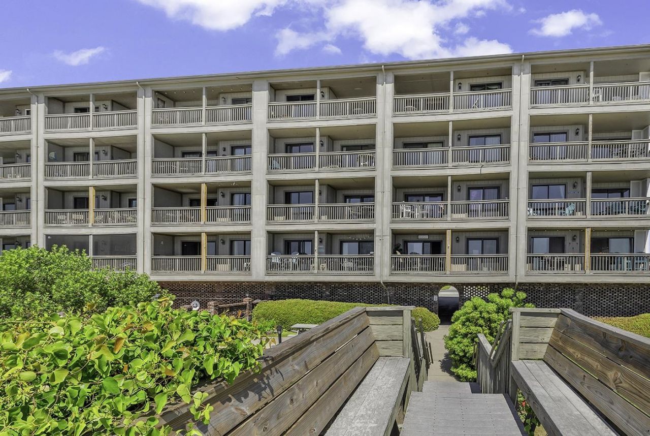811 N Ocean Blvd.  Photo 36