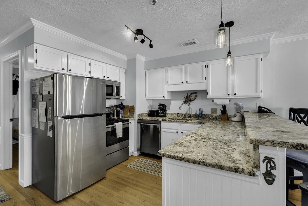 811 N Ocean Blvd.  Photo 9