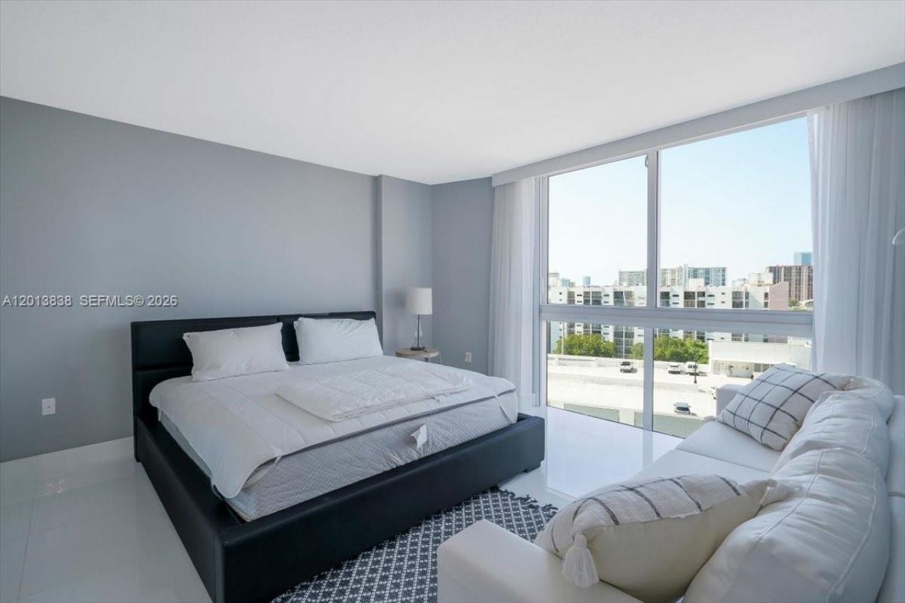 250 Sunny Isles Blvd , Unit 3-902, Sunny Isles Beach, FL 33160 Photo