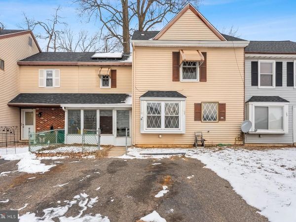 55 PRESIDENTIAL DRIVE , SICKLERVILLE, NJ 08081