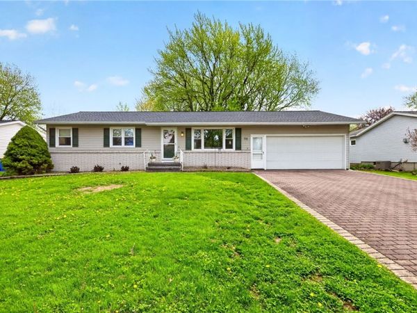 98 Kinmont Drive , Rochester, NY 14612