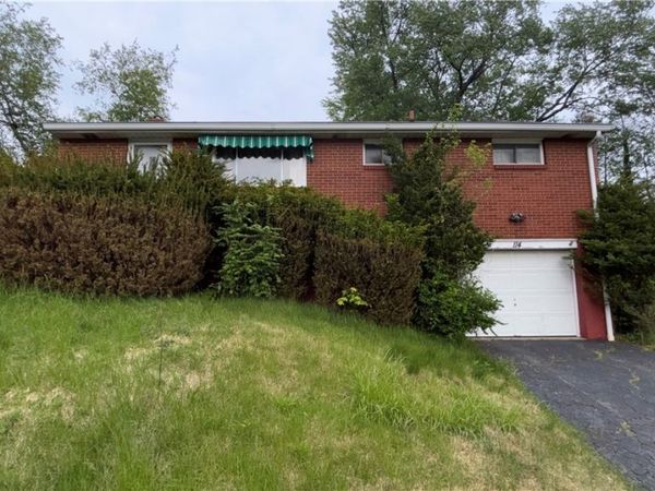 114 Spruce Dr, Glenshaw, PA 15116