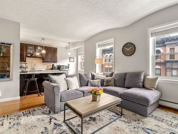 9-15 Battery St, Unit 7, Boston, MA 02109