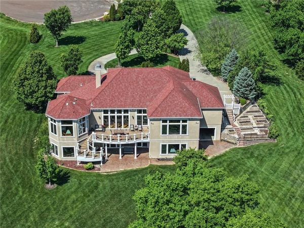 17590 188th Terrace, Tonganoxie, KS 66086