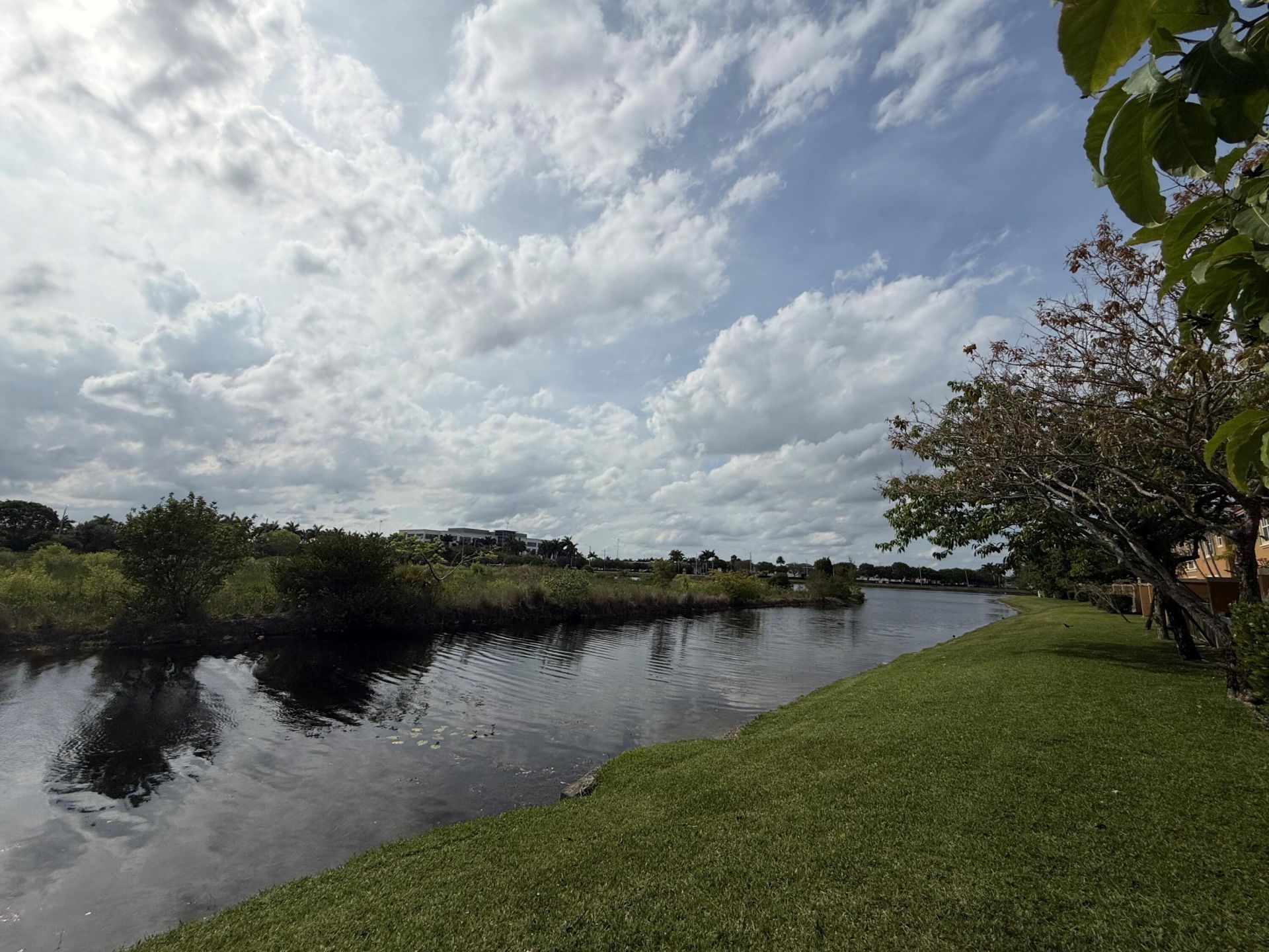 1064 SW 144th Avenue, Unit 807, Pembroke Pines, FL 33027 Photo
