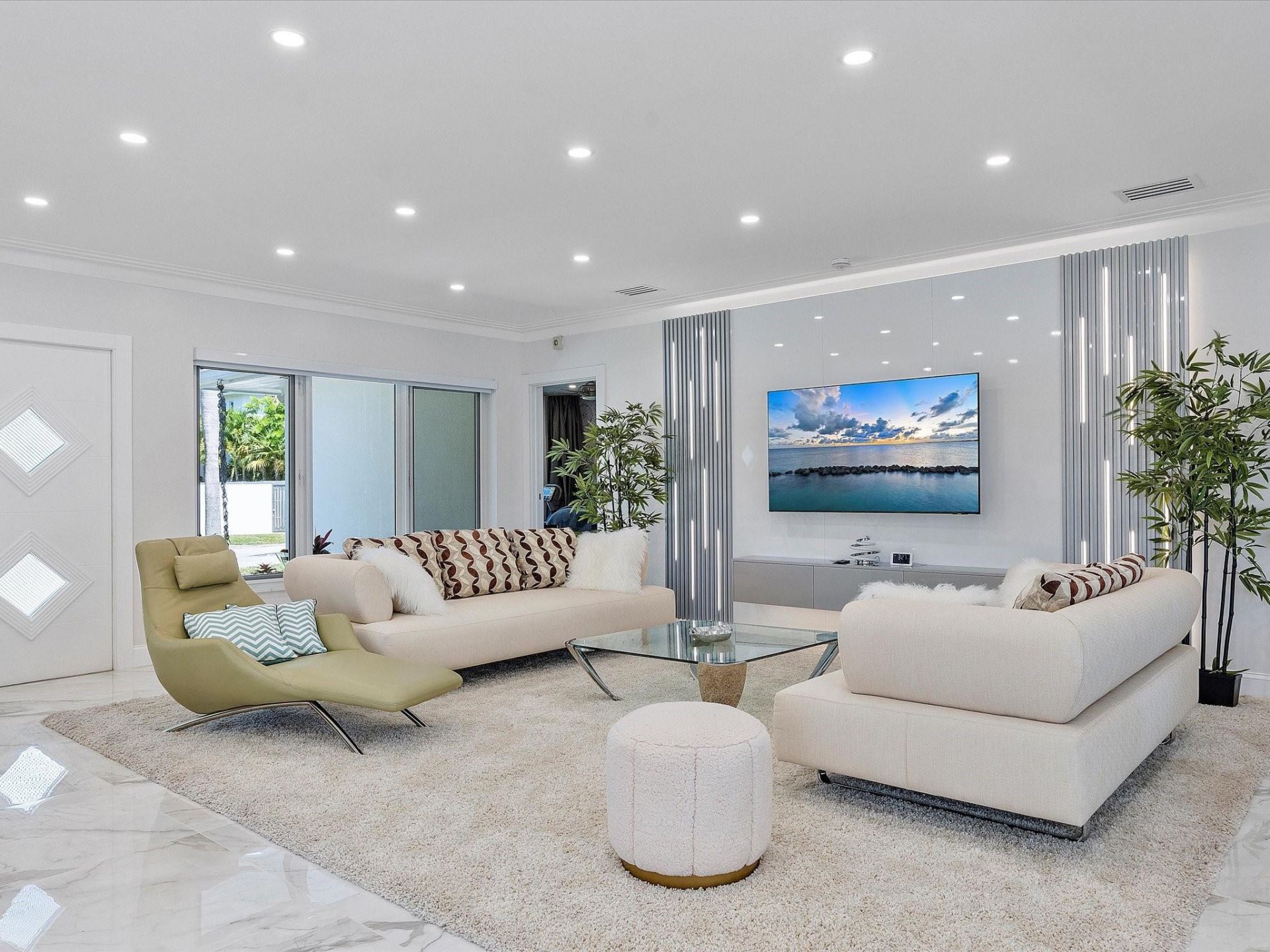 207 Royal Palm Drive, Fort Lauderdale, FL 33301 Photo