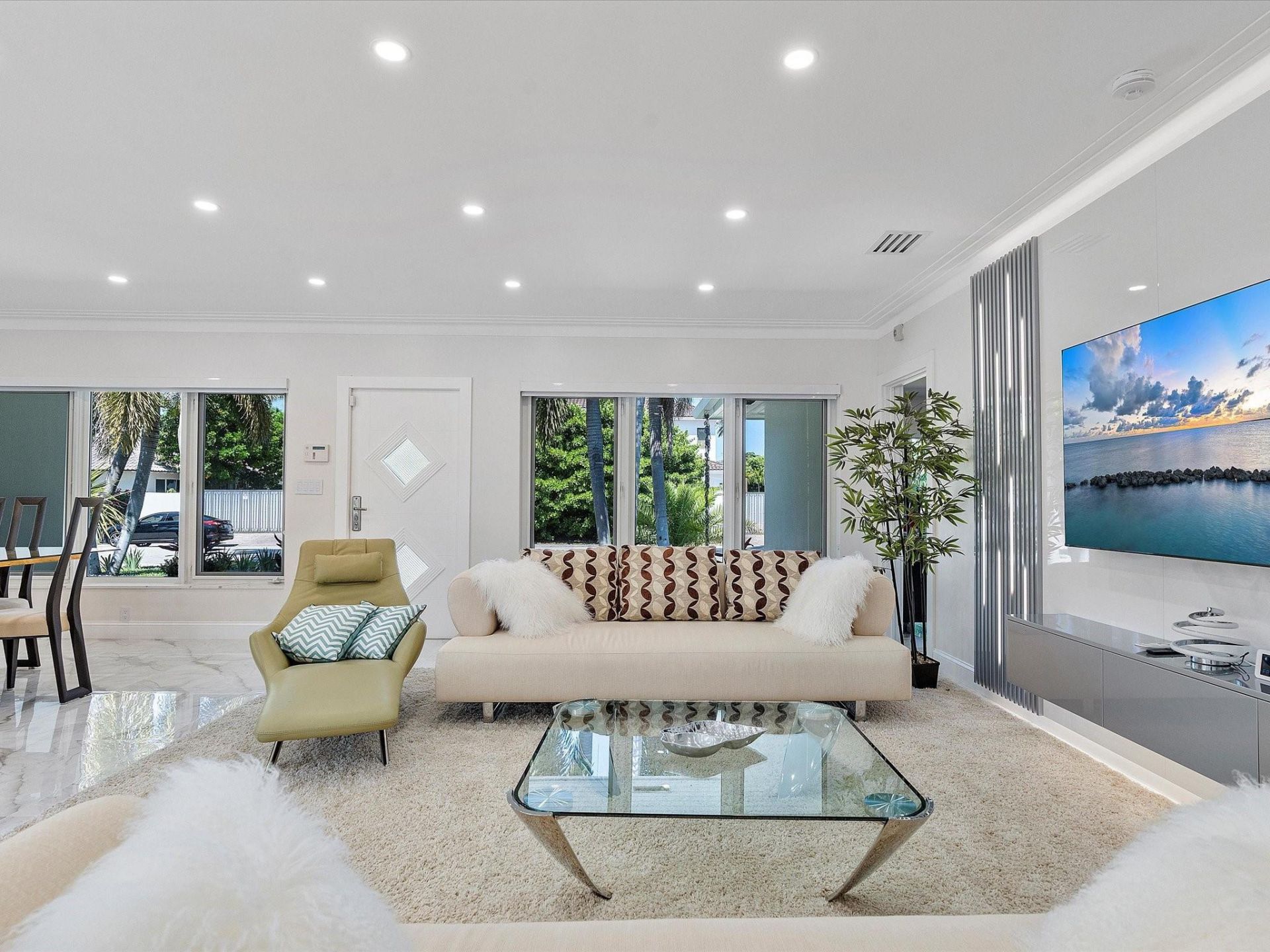 207 Royal Palm Drive, Fort Lauderdale, FL 33301 Photo