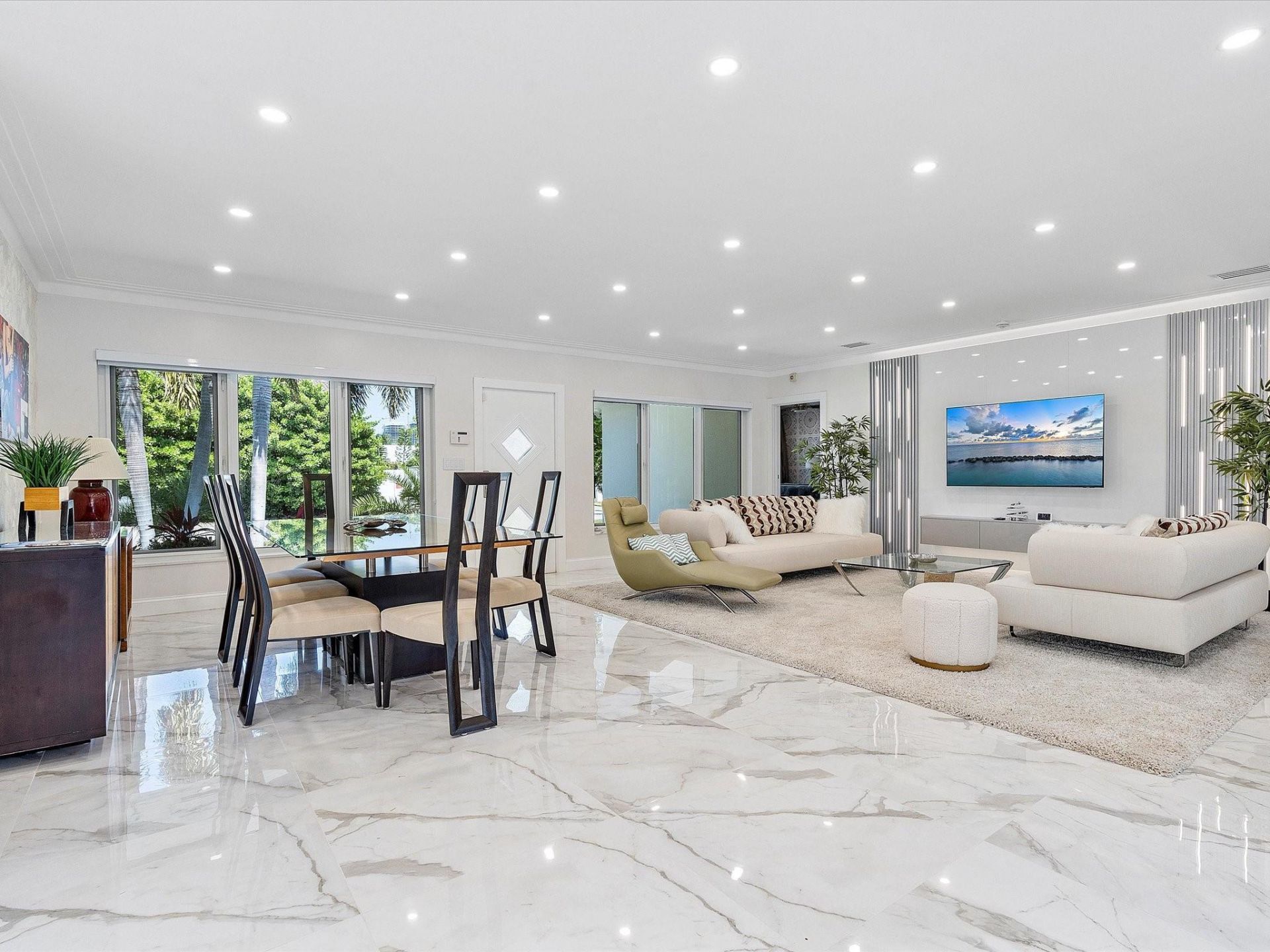 207 Royal Palm Drive, Fort Lauderdale, FL 33301 Photo