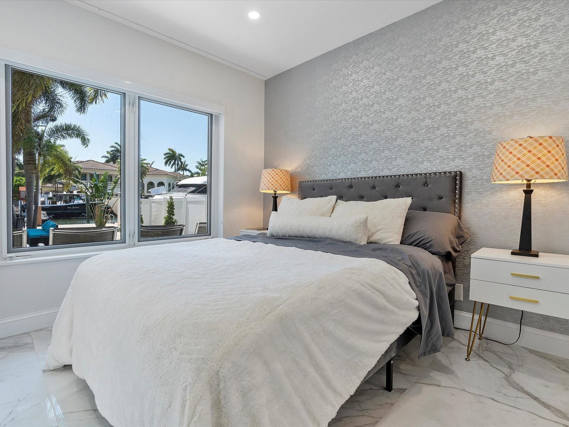207 Royal Palm Drive, Fort Lauderdale, FL 33301 Photo