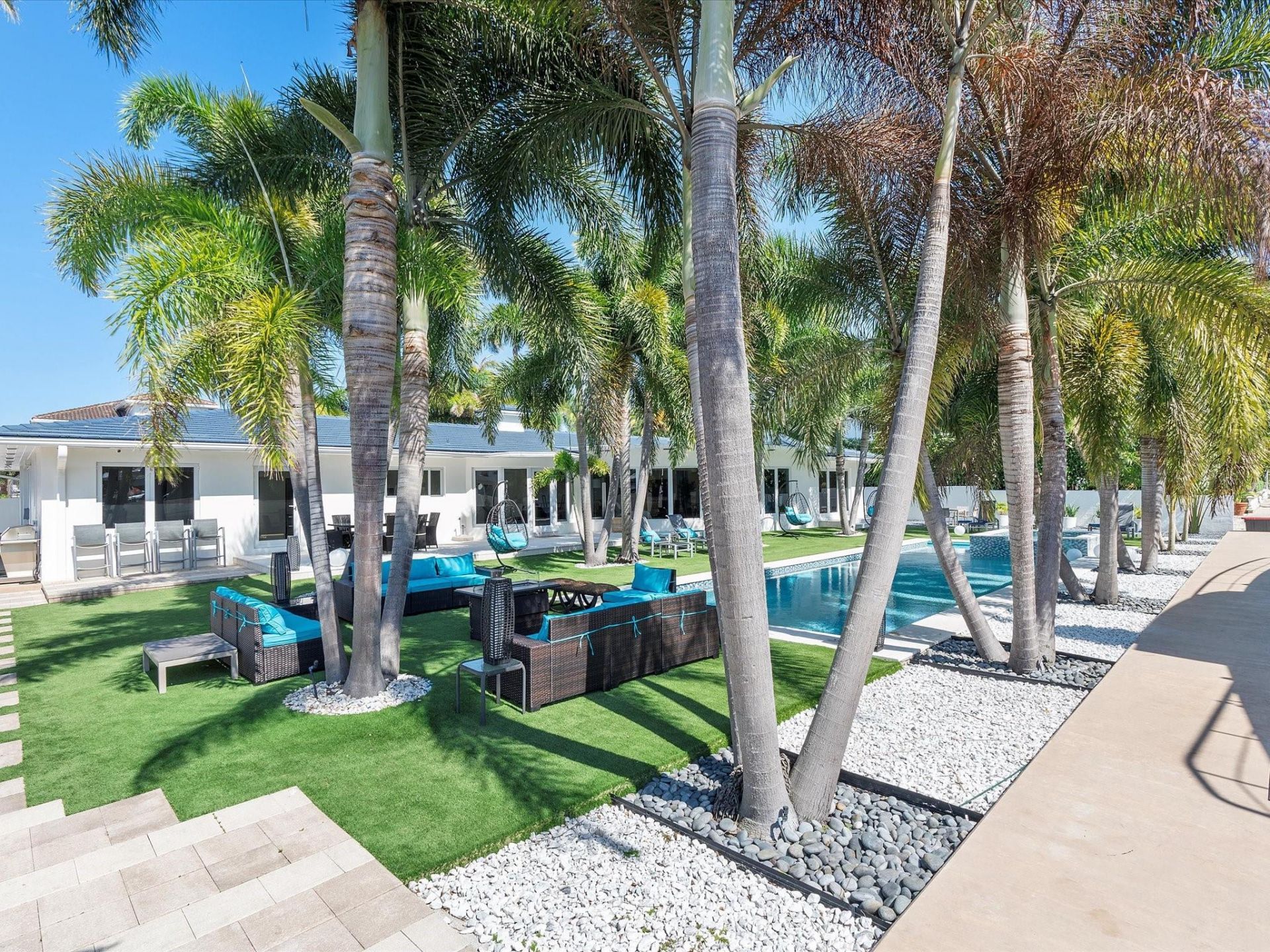 207 Royal Palm Drive, Fort Lauderdale, FL 33301 Photo