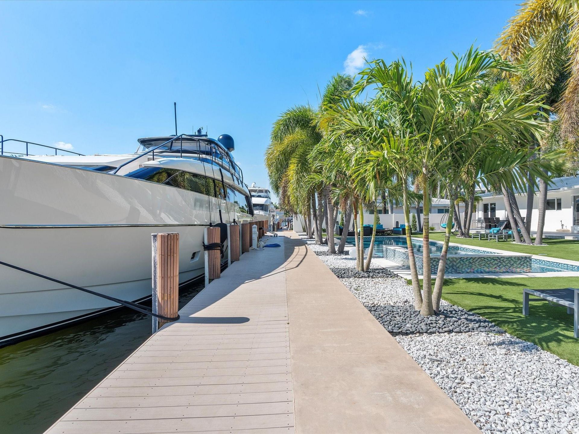 207 Royal Palm Drive, Fort Lauderdale, FL 33301 Photo