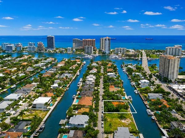 2400 Delmar Place, Fort Lauderdale, FL 33301