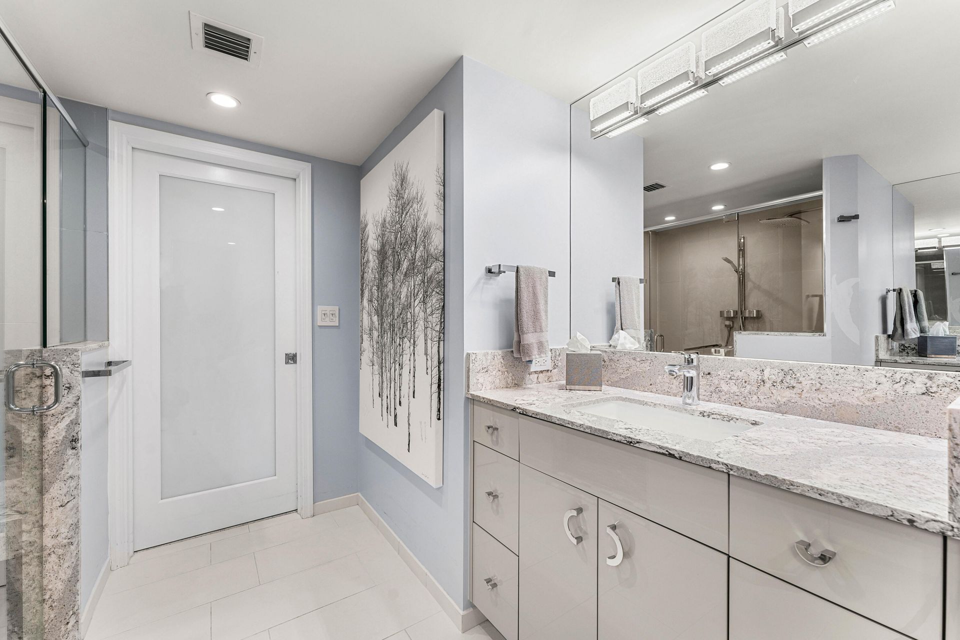 100 SE 5th Avenue, Unit 410, Boca Raton, FL 33432 Photo