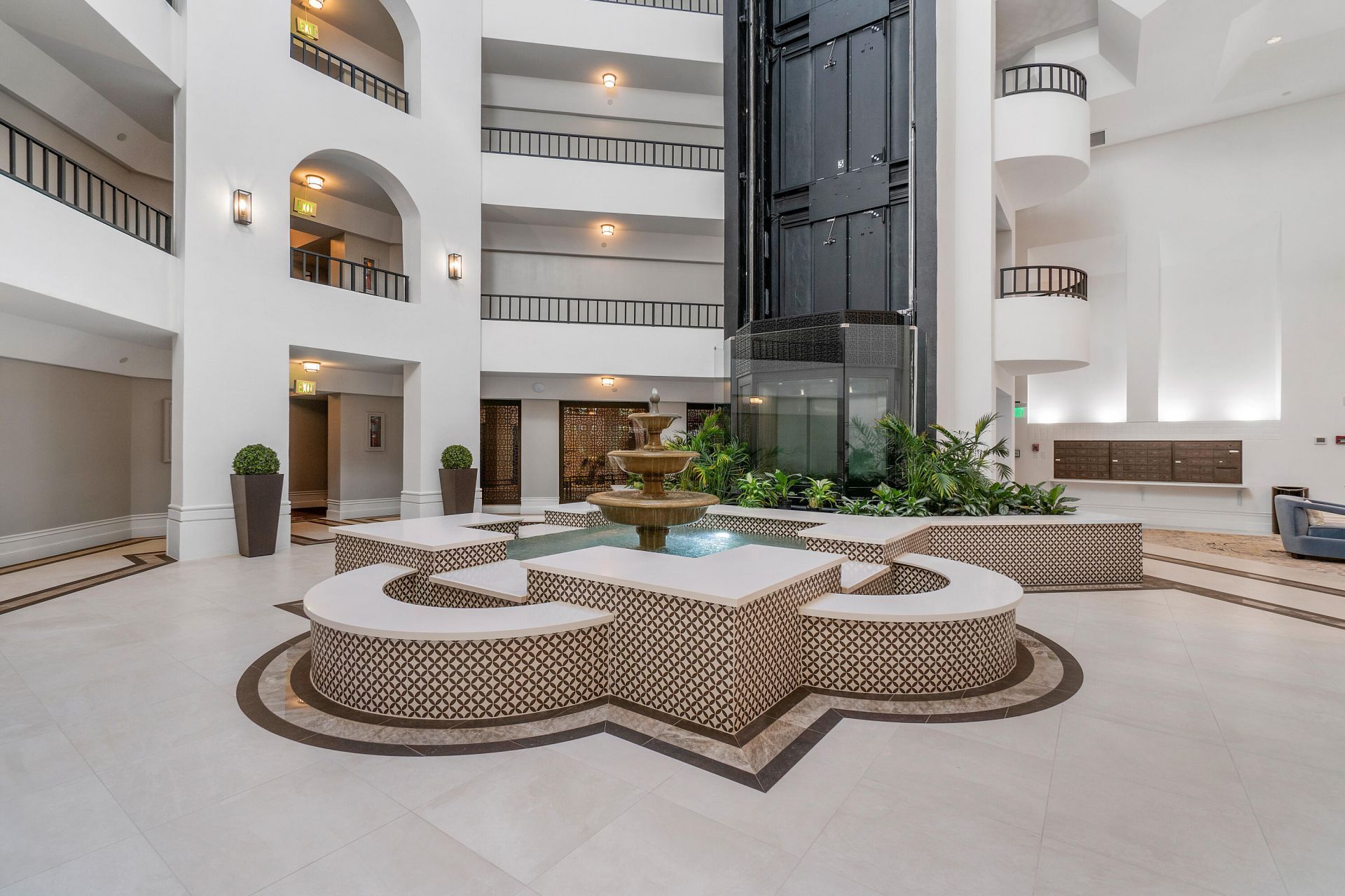 100 SE 5th Avenue, Unit 410, Boca Raton, FL 33432 Photo
