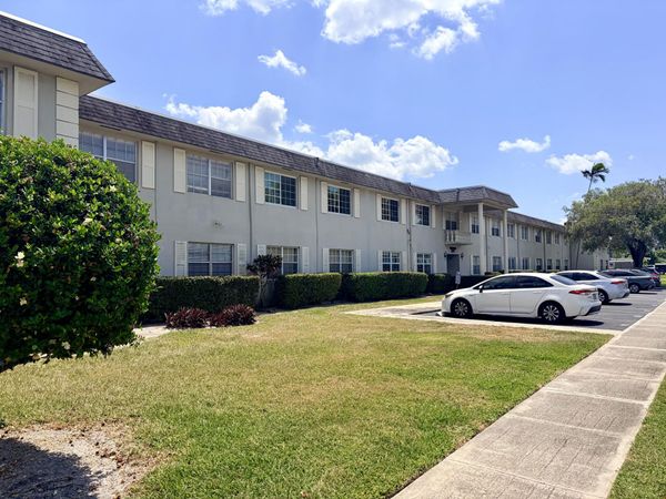 1560 Mckinley Street, Unit 115w, Hollywood, FL 33020