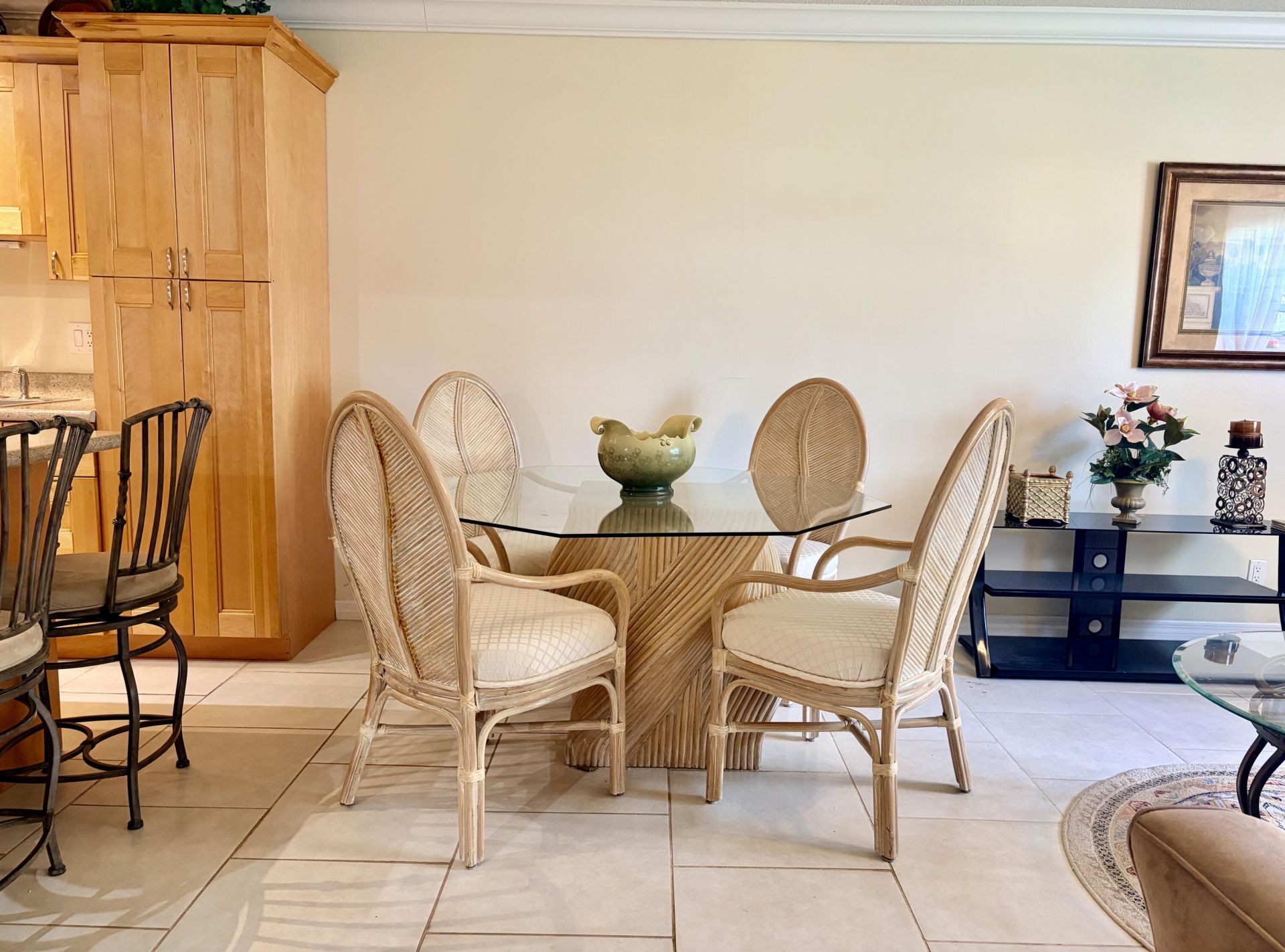 1560 Mckinley Street, Unit 115w, Hollywood, FL 33020 Photo