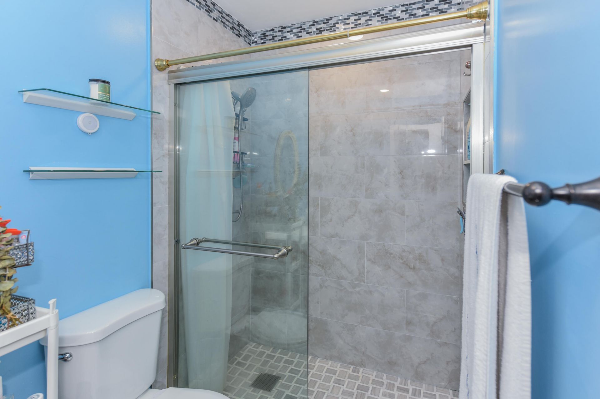 2641 Gately Drive W, Unit 1104, West Palm Beach, FL 33415 Photo