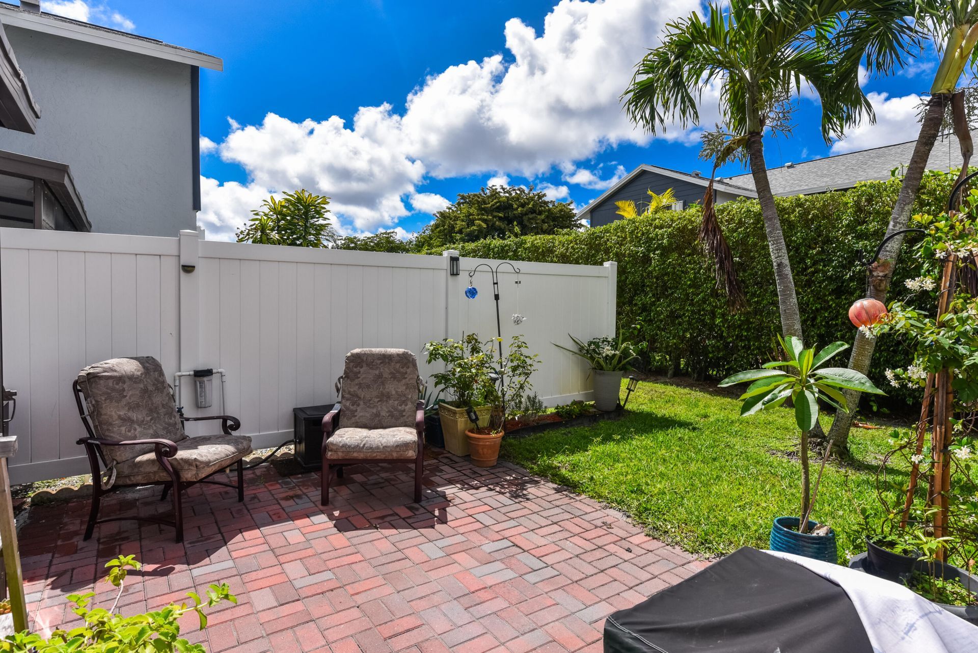 2641 Gately Drive W, Unit 1104, West Palm Beach, FL 33415 Photo