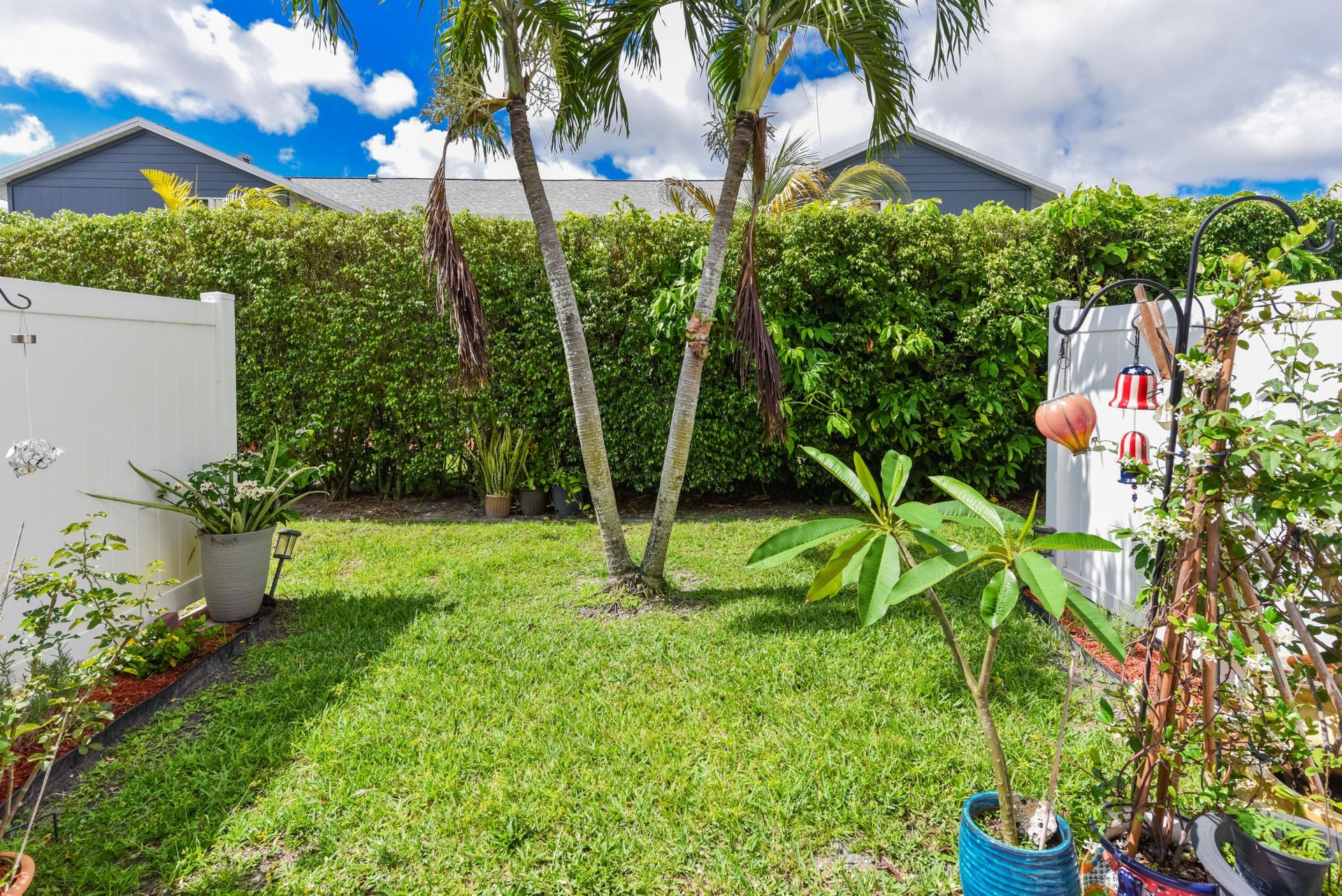 2641 Gately Drive W, Unit 1104, West Palm Beach, FL 33415 Photo