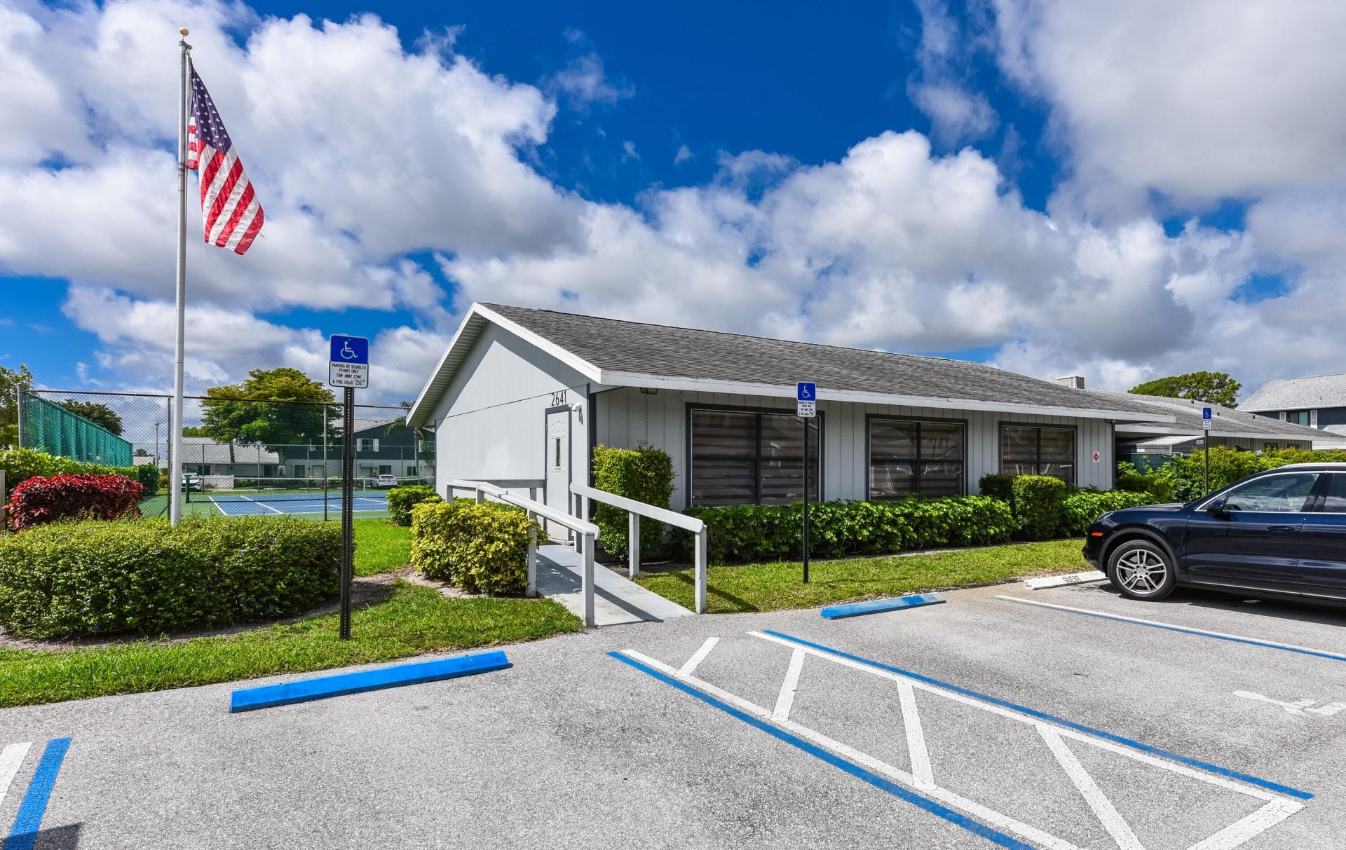 2641 Gately Drive W, Unit 1104, West Palm Beach, FL 33415 Photo