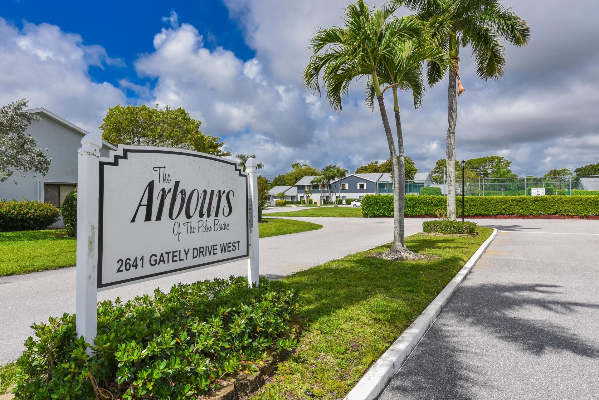 2641 Gately Drive W, Unit 1104, West Palm Beach, FL 33415 Photo