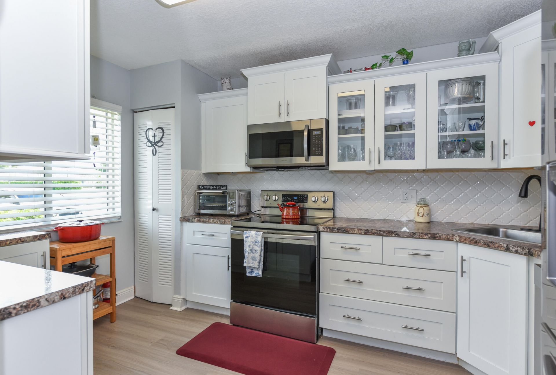 2641 Gately Drive W, Unit 1104, West Palm Beach, FL 33415 Photo