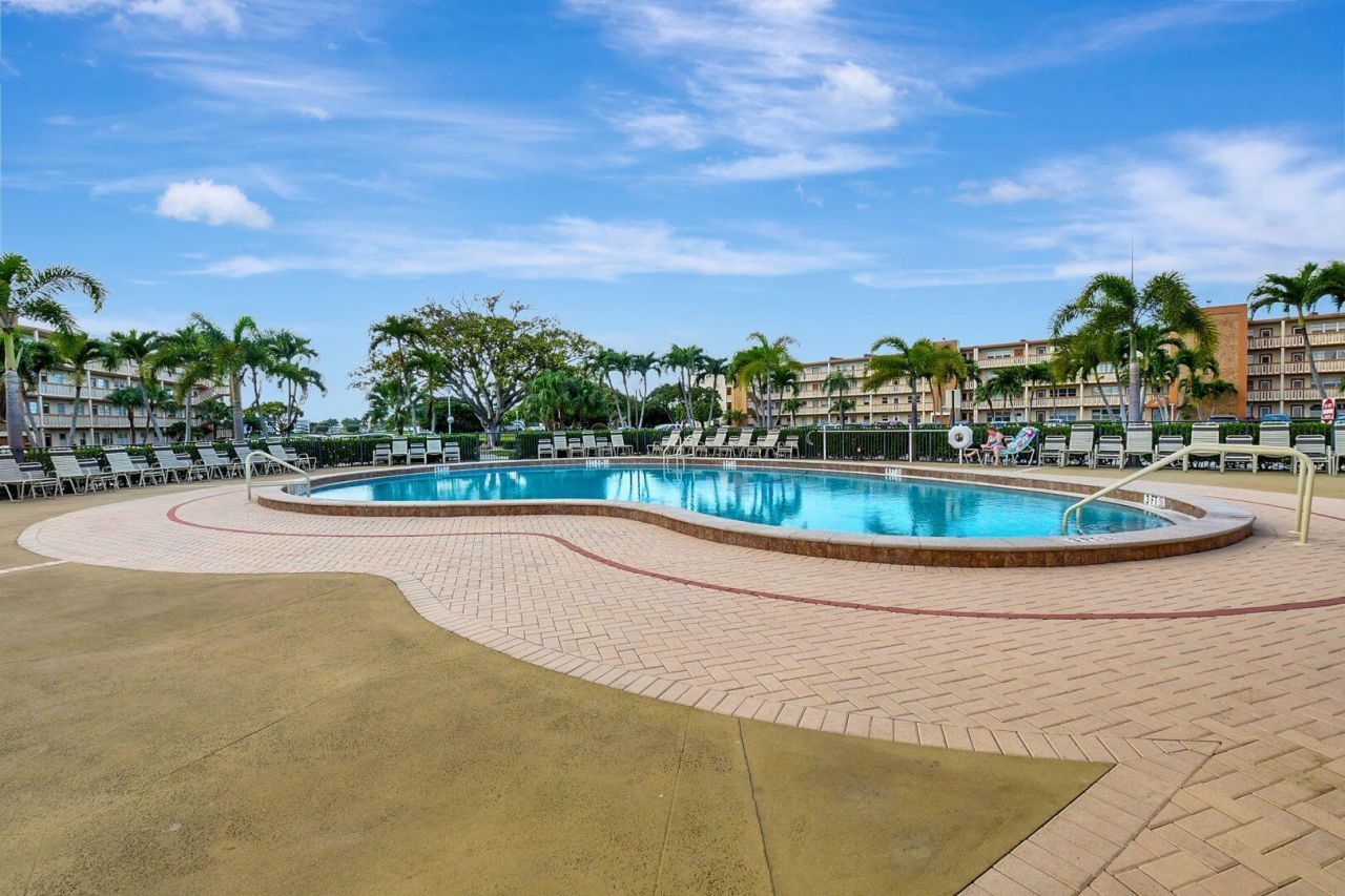 2047 Newcastle C, Boca Raton, FL 33434 Photo