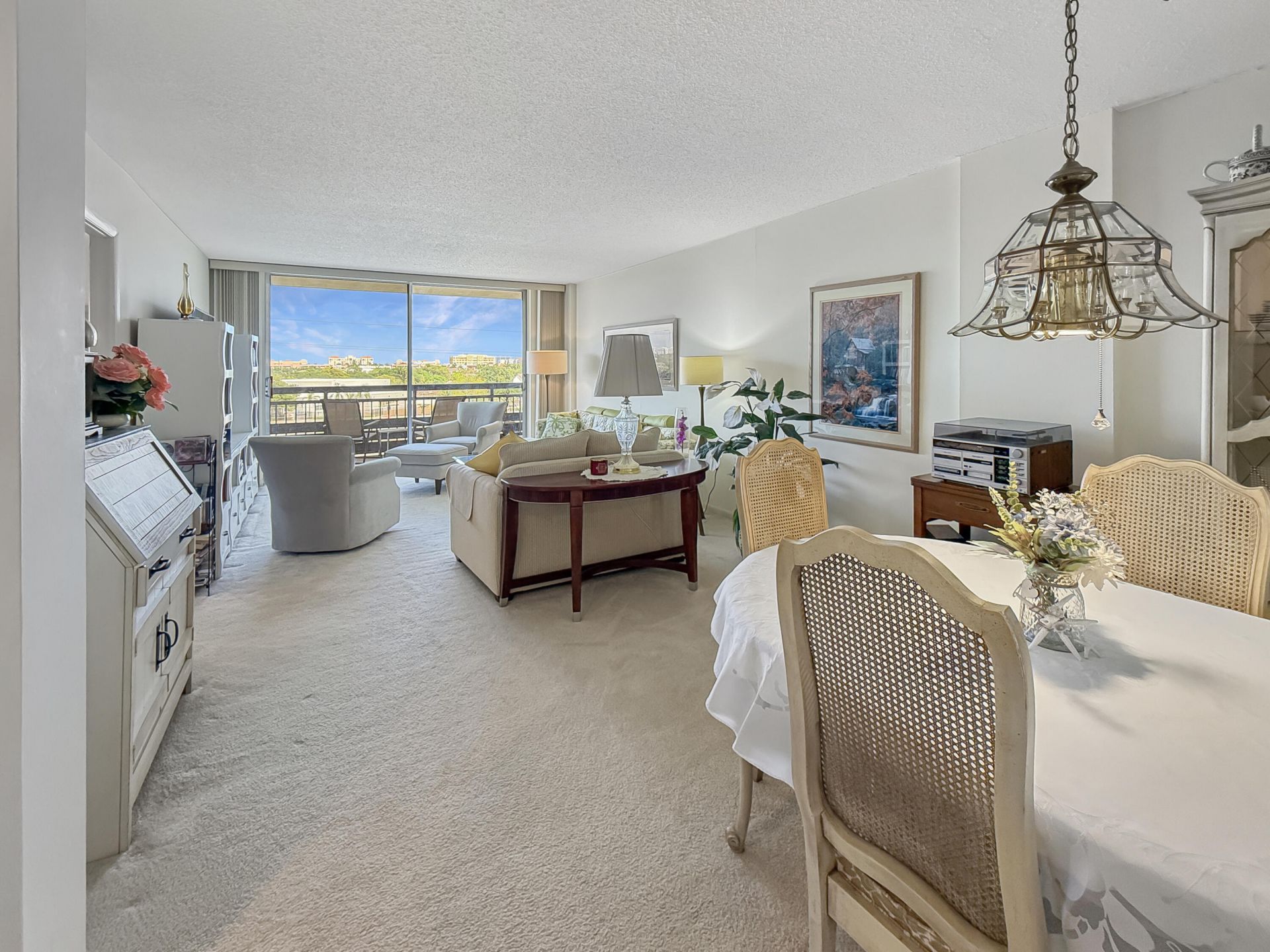 555 NW 4th Avenue, Unit 401, Boca Raton, FL 33432 Photo
