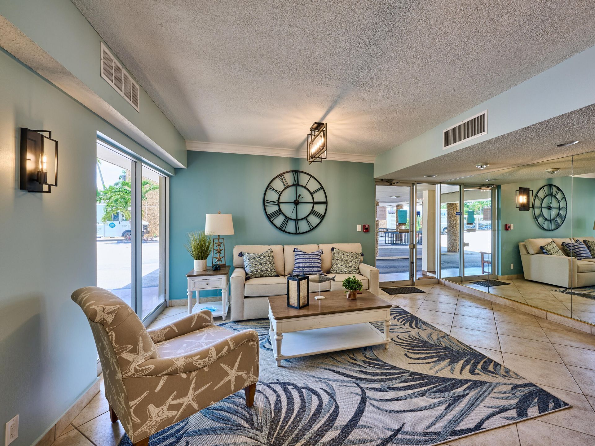 555 NW 4th Avenue, Unit 401, Boca Raton, FL 33432 Photo