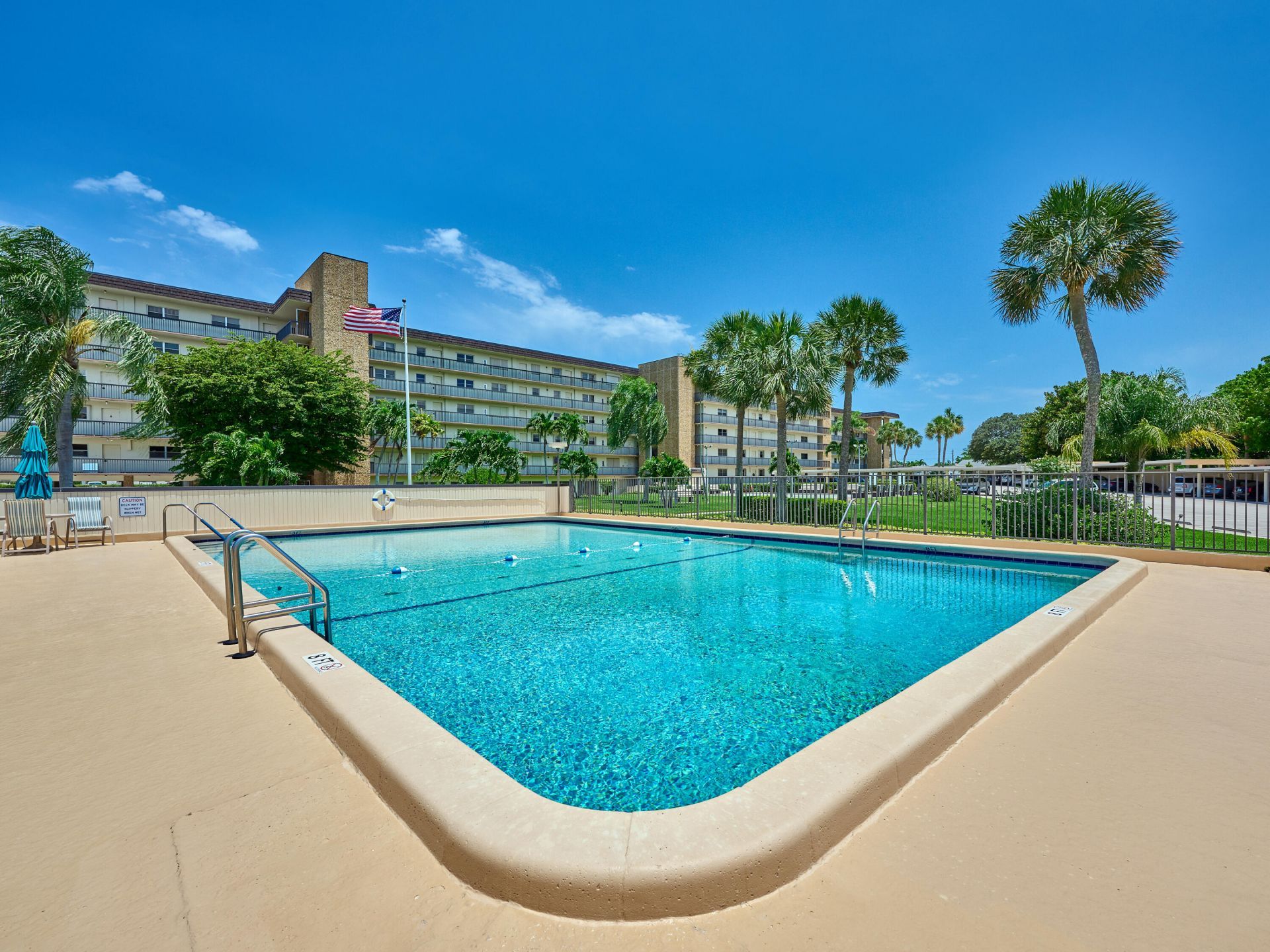 555 NW 4th Avenue, Unit 401, Boca Raton, FL 33432 Photo