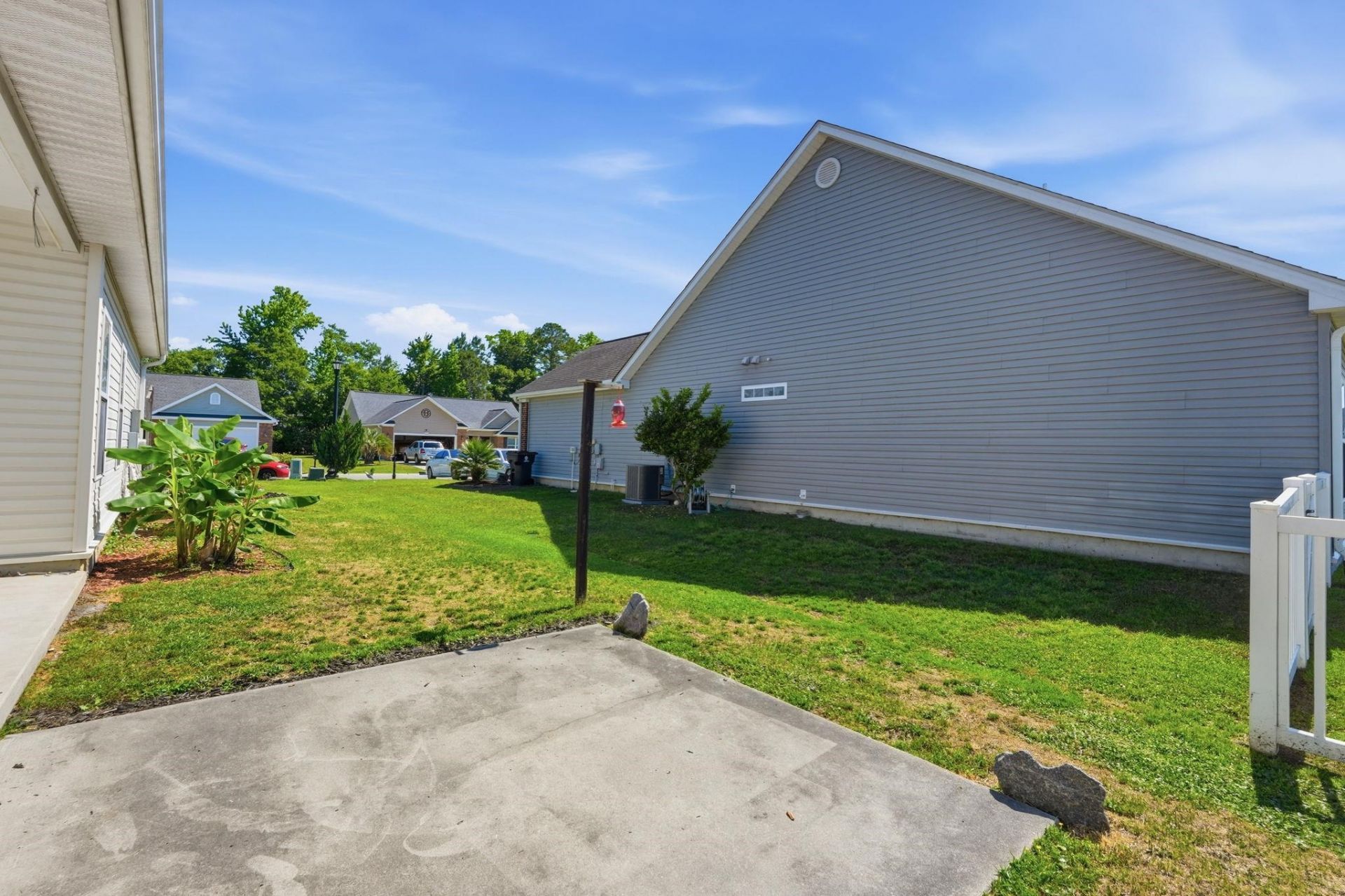 262 Oak Landing Dr.  Photo 26