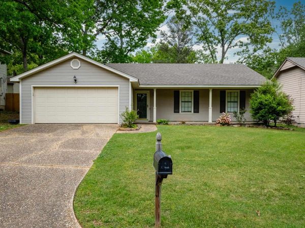 13710 Scarlet Oak Drive, Little Rock, AR 72211