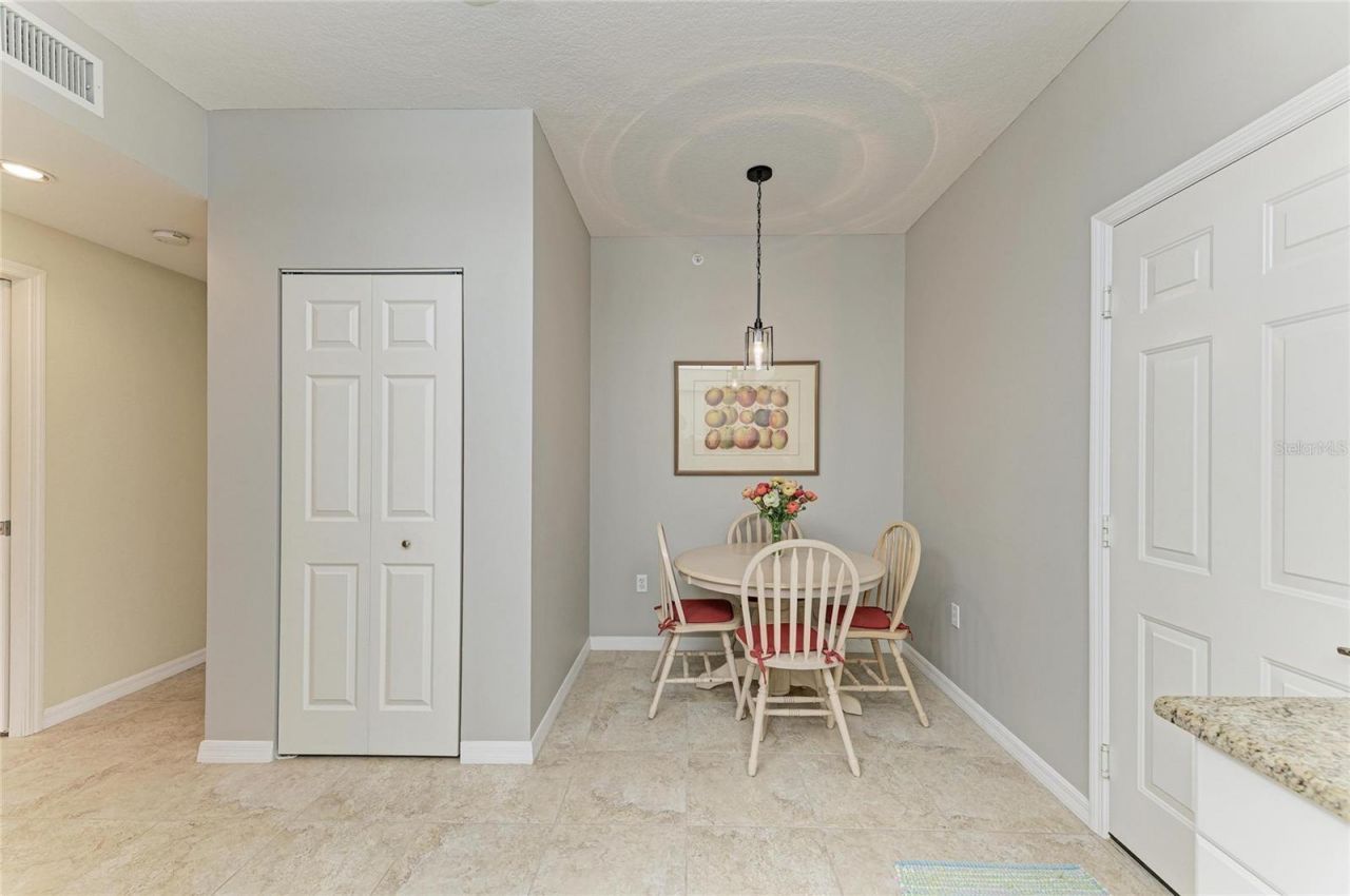 6805 Fairview Terrace, Unit 23-101, Bradenton, FL 34203 Photo