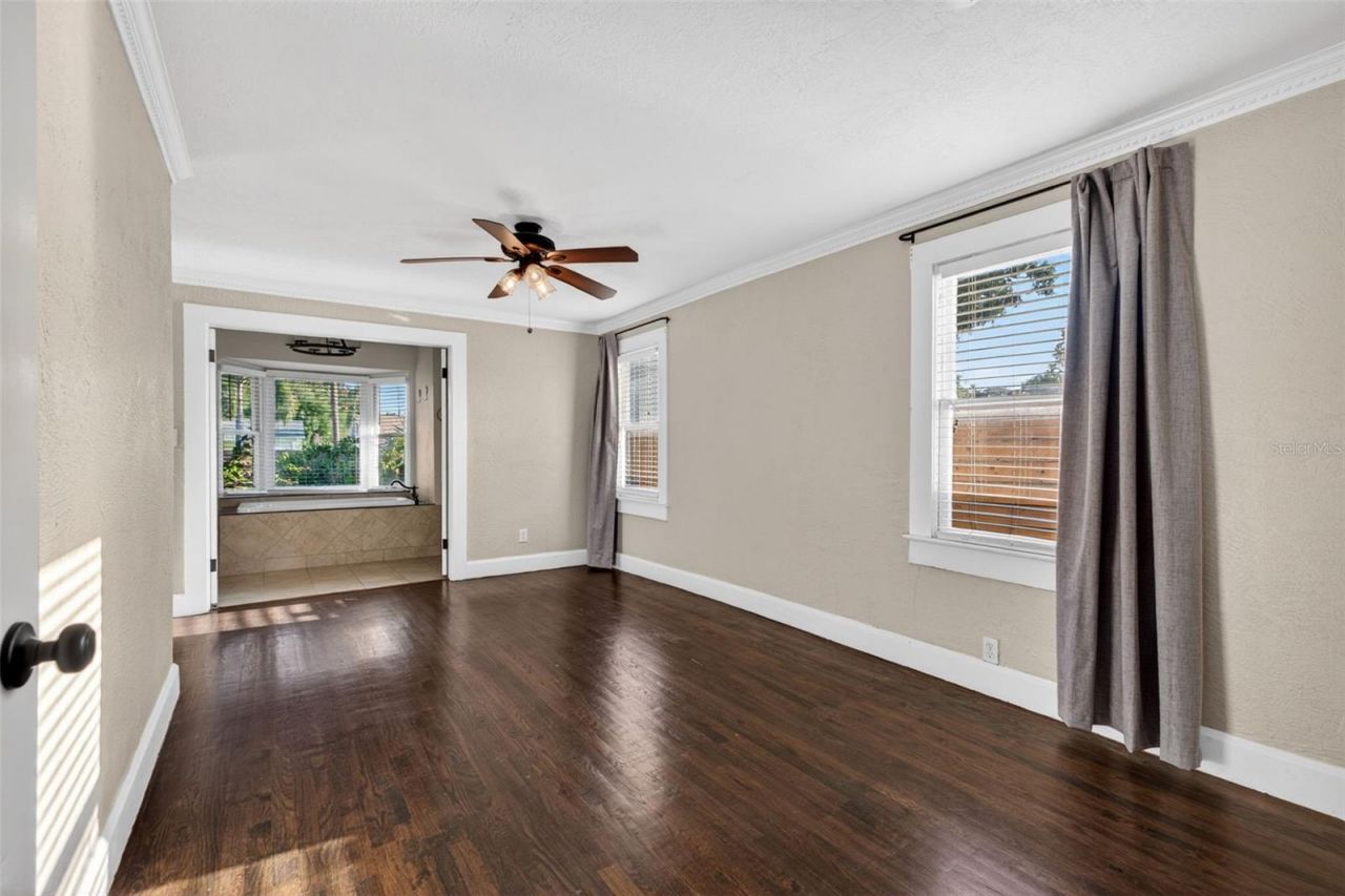 2419 Dartmouth Avenue N, Saint Petersburg, FL 33713 Photo