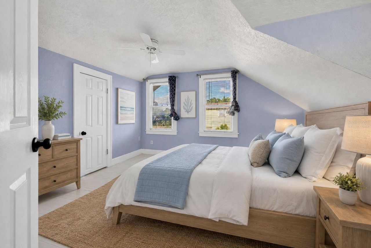 2419 Dartmouth Avenue N, Saint Petersburg, FL 33713 Photo