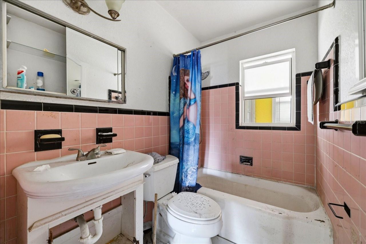 451 Virginia Avenue, Madeira Beach, FL 33708 Photo