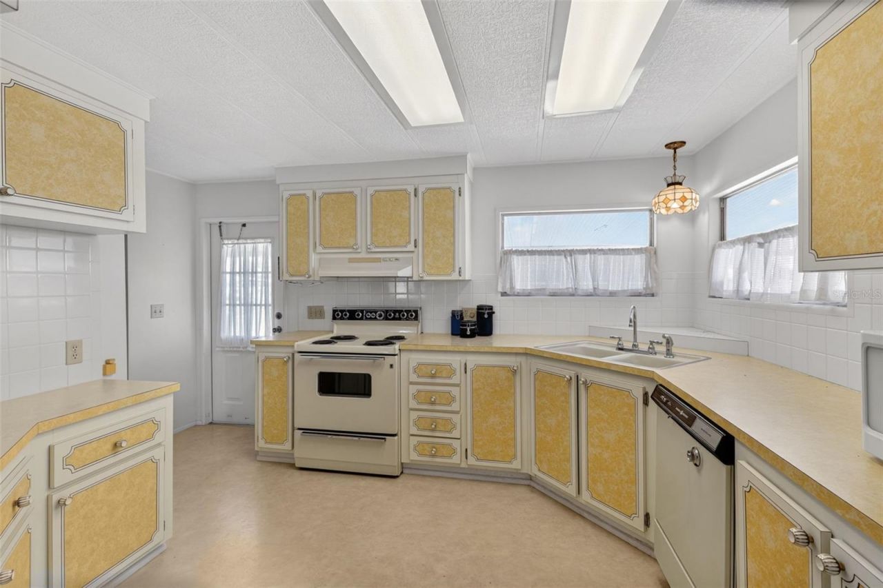 322 Robalo , North Port, FL 34287 Photo