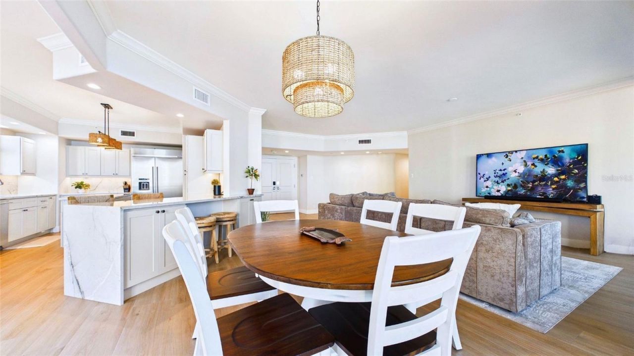 1241 Gulf Of Mexico Drive, Unit 506, Longboat Key, FL 34228 Photo
